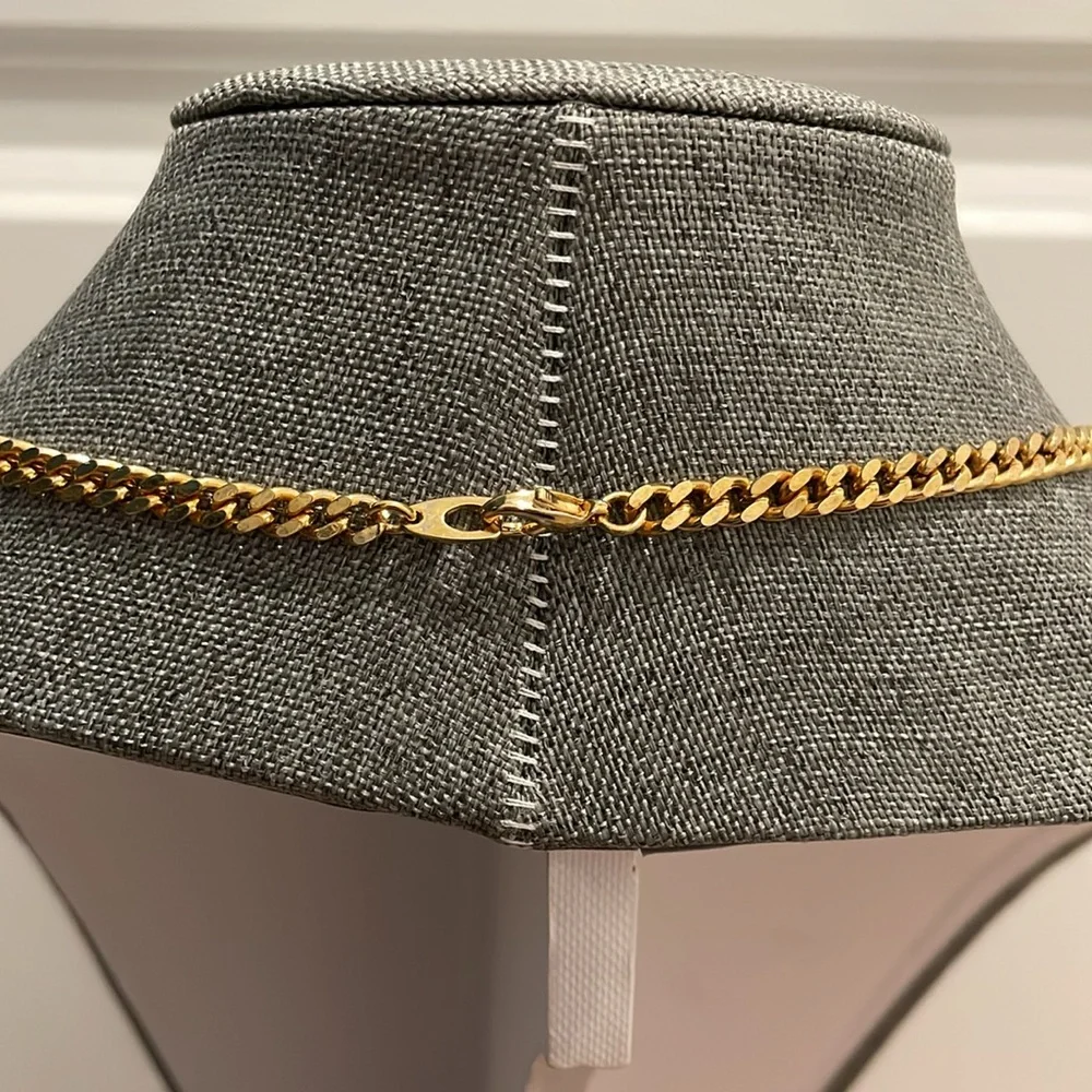 Gold Tone Link Chain Necklace - Picture 4 of 9